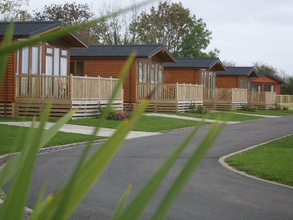 Ashbourne Heights Holiday Park Exterior photo